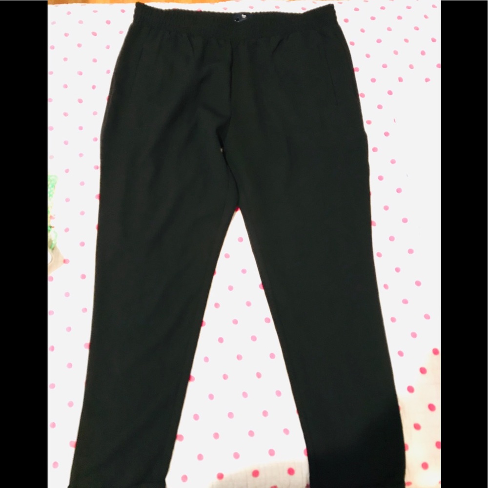 Old navy black “balloon” pants. Still has tag